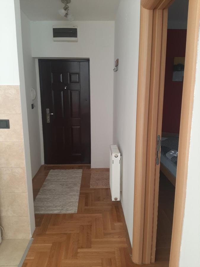 Belmir Apartment Mali Mokri Lug Dış mekan fotoğraf